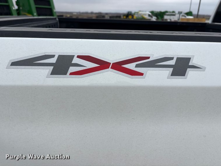 image for item FG2822 2021 Chevrolet Silverado 1500 Crew Cab pickup truck