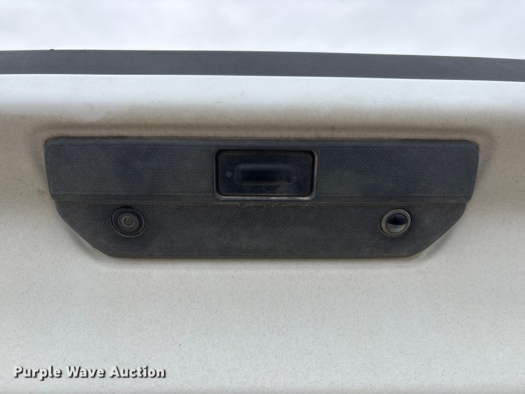 image for item FG2822 2021 Chevrolet Silverado 1500 Crew Cab pickup truck