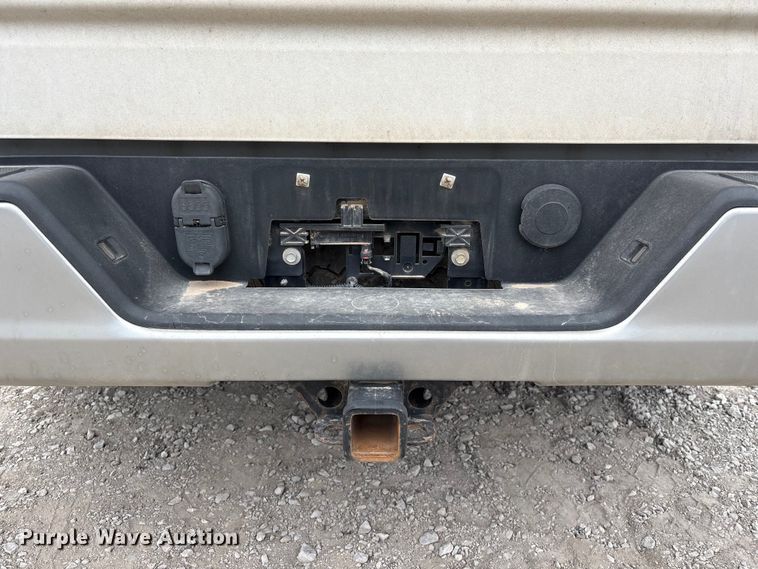 image for item FG2822 2021 Chevrolet Silverado 1500 Crew Cab pickup truck