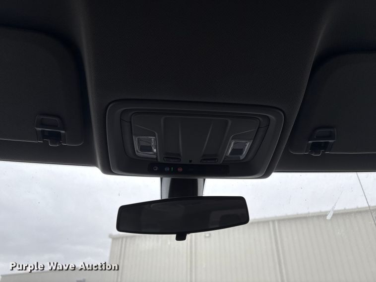 image for item FG2822 2021 Chevrolet Silverado 1500 Crew Cab pickup truck