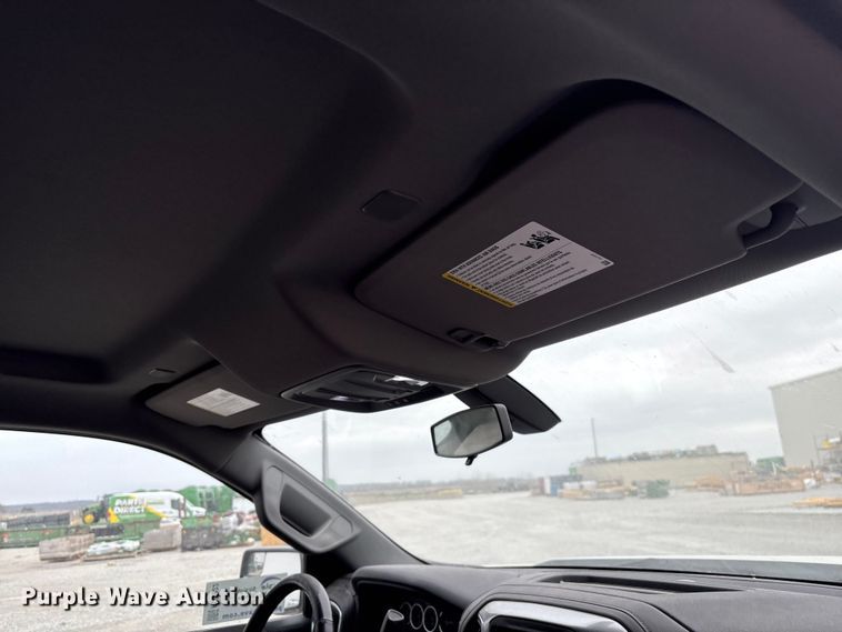 image for item FG2822 2021 Chevrolet Silverado 1500 Crew Cab pickup truck