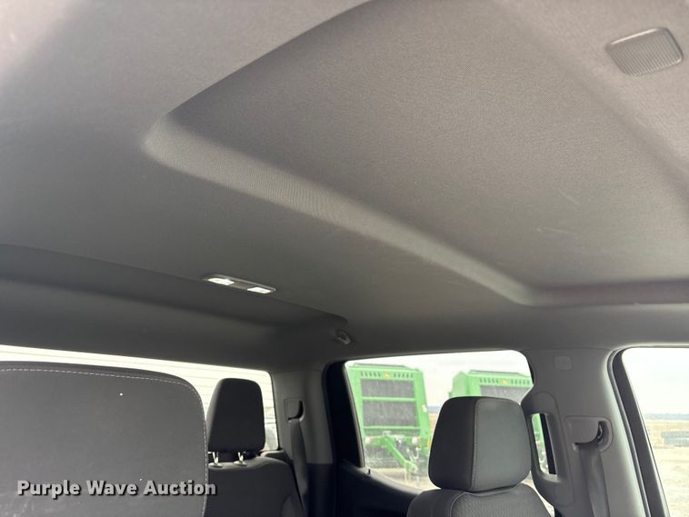 image for item FG2822 2021 Chevrolet Silverado 1500 Crew Cab pickup truck