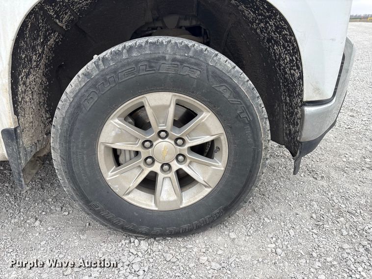 image for item FG2822 2021 Chevrolet Silverado 1500 Crew Cab pickup truck