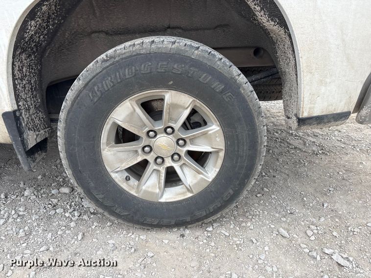 image for item FG2822 2021 Chevrolet Silverado 1500 Crew Cab pickup truck