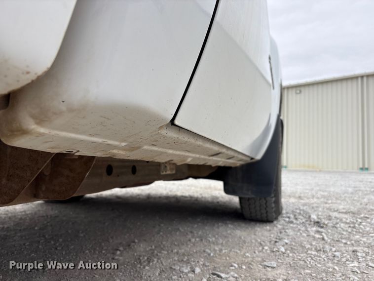 image for item FG2823 2013 Chevrolet Silverado 1500 pickup truck