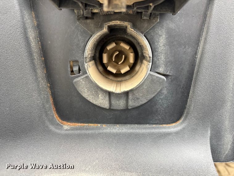 image for item FG2823 2013 Chevrolet Silverado 1500 pickup truck