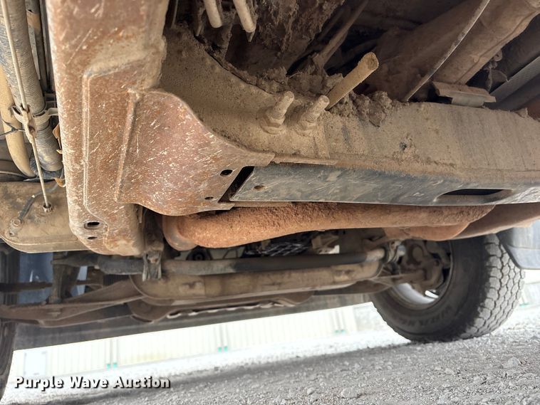 image for item FG2823 2013 Chevrolet Silverado 1500 pickup truck