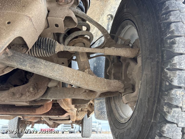 image for item FG2823 2013 Chevrolet Silverado 1500 pickup truck