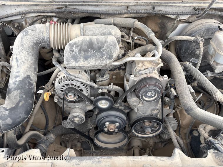 image for item FG2823 2013 Chevrolet Silverado 1500 pickup truck