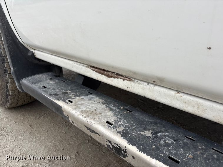 image for item FG2826 2016 Chevrolet Silverado 2500HD Crew Cab pickup truck