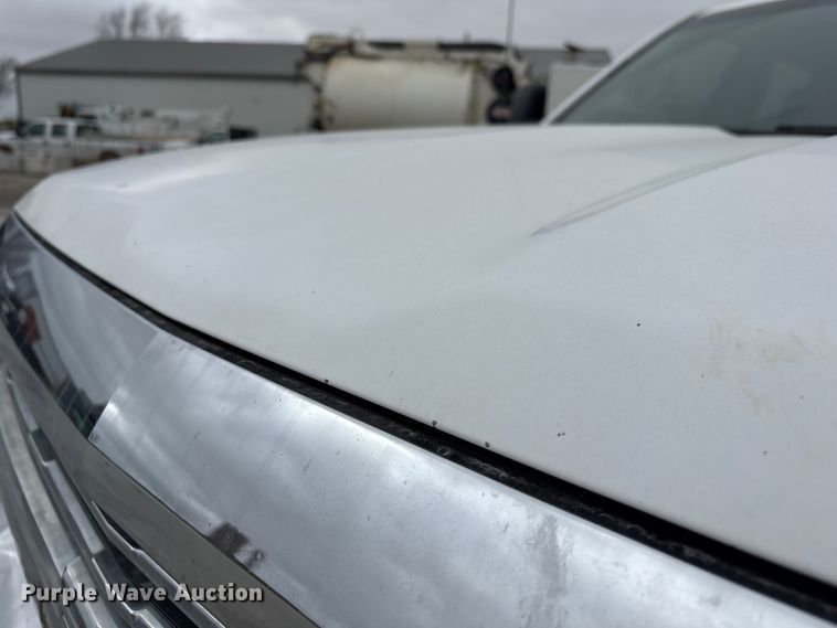 image for item FG2826 2016 Chevrolet Silverado 2500HD Crew Cab pickup truck