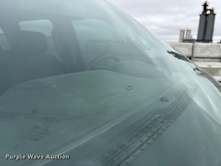 image for item FG2826 2016 Chevrolet Silverado 2500HD Crew Cab pickup truck