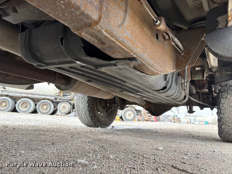 image for item FG2826 2016 Chevrolet Silverado 2500HD Crew Cab pickup truck