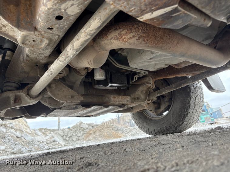 image for item FG2826 2016 Chevrolet Silverado 2500HD Crew Cab pickup truck