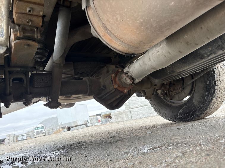 image for item FG2826 2016 Chevrolet Silverado 2500HD Crew Cab pickup truck