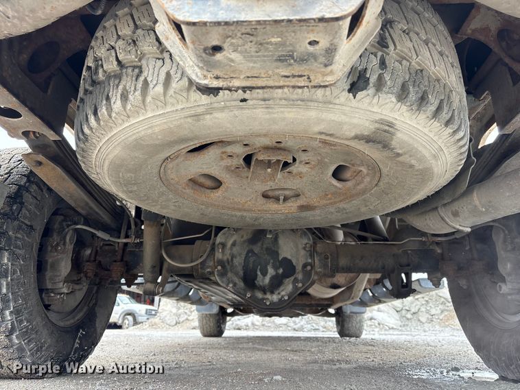 image for item FG2826 2016 Chevrolet Silverado 2500HD Crew Cab pickup truck