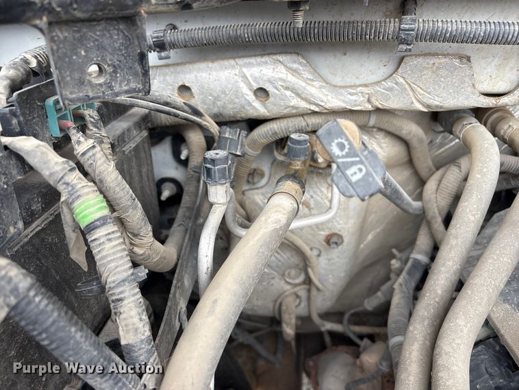 image for item FG2826 2016 Chevrolet Silverado 2500HD Crew Cab pickup truck