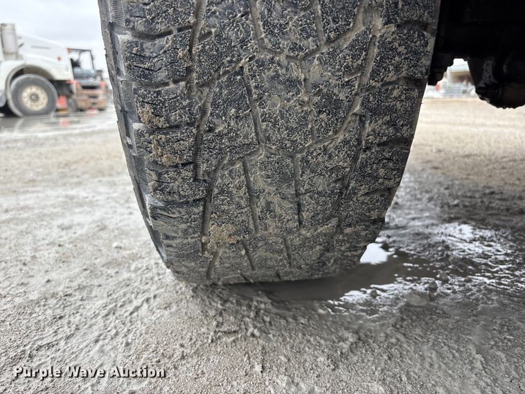 image for item FG2826 2016 Chevrolet Silverado 2500HD Crew Cab pickup truck