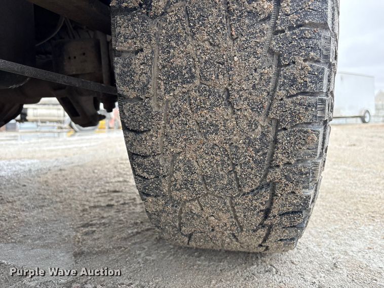 image for item FG2826 2016 Chevrolet Silverado 2500HD Crew Cab pickup truck