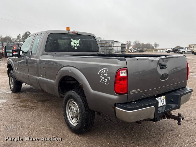 image for item FG2840 2011 Ford F250 Super Duty Ext. Cab pickup truck