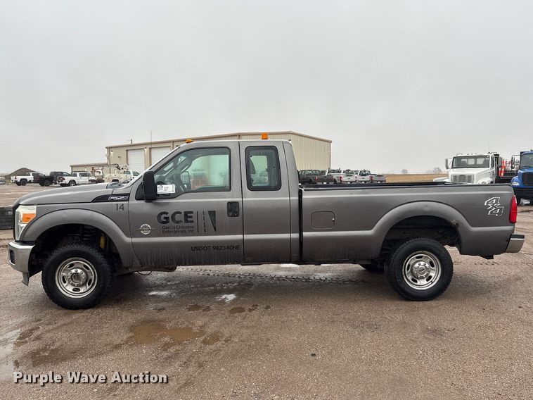 image for item FG2840 2011 Ford F250 Super Duty Ext. Cab pickup truck