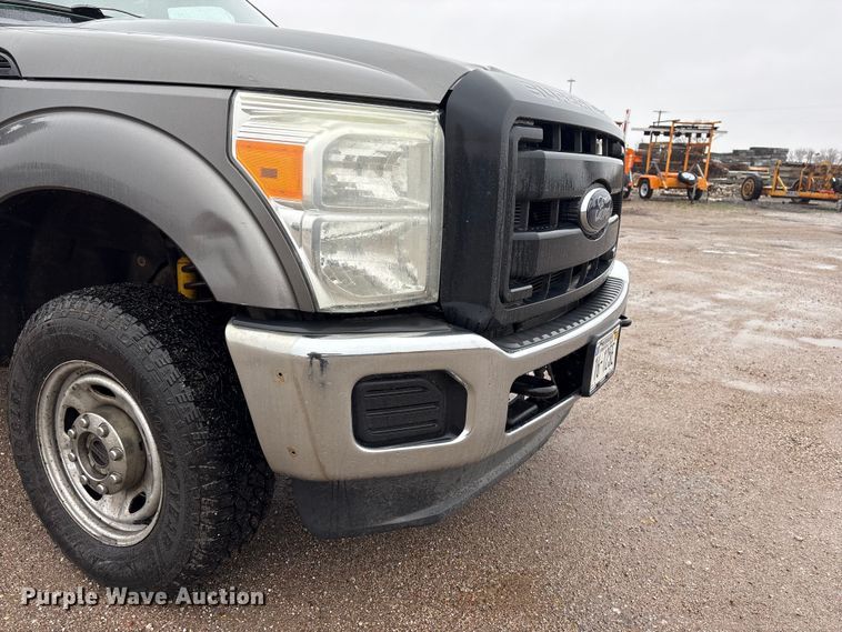 image for item FG2840 2011 Ford F250 Super Duty Ext. Cab pickup truck