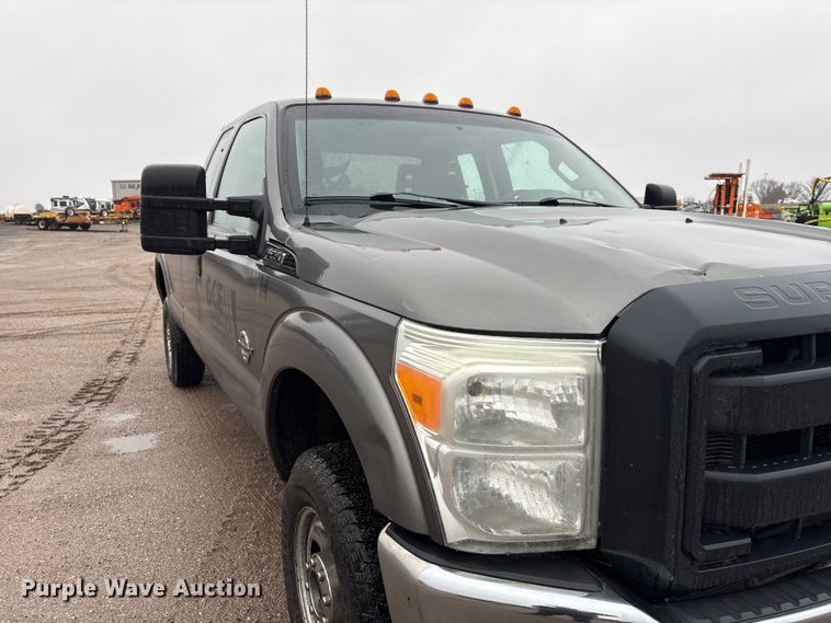 image for item FG2840 2011 Ford F250 Super Duty Ext. Cab pickup truck