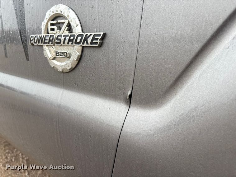 image for item FG2840 2011 Ford F250 Super Duty Ext. Cab pickup truck