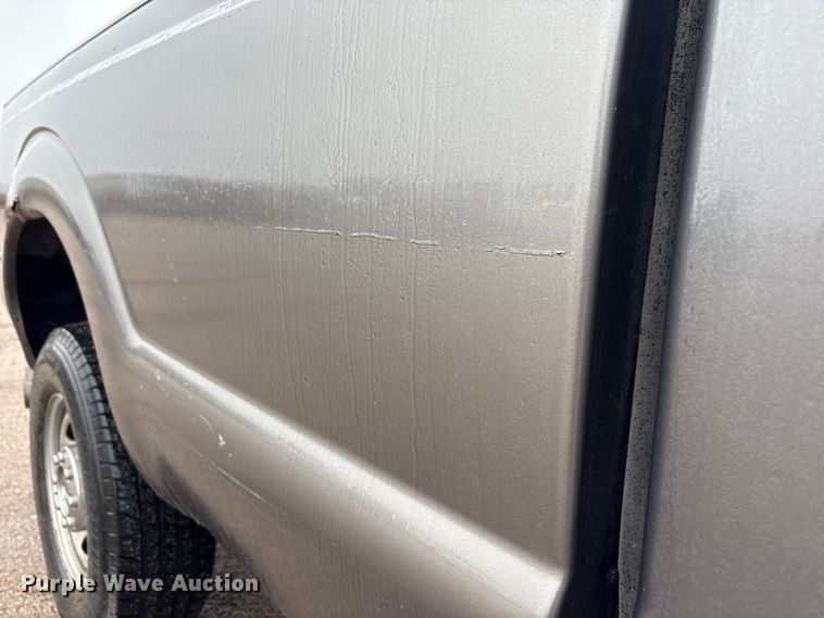 image for item FG2840 2011 Ford F250 Super Duty Ext. Cab pickup truck