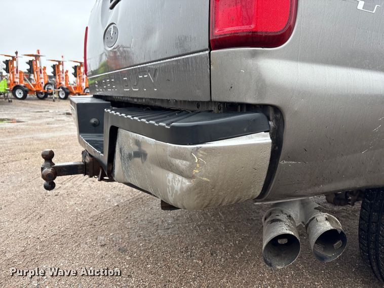 image for item FG2840 2011 Ford F250 Super Duty Ext. Cab pickup truck