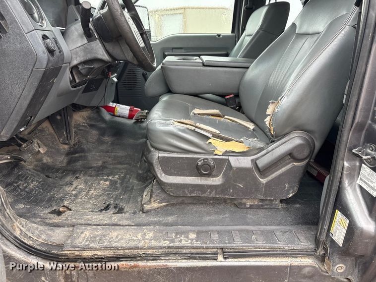 image for item FG2840 2011 Ford F250 Super Duty Ext. Cab pickup truck