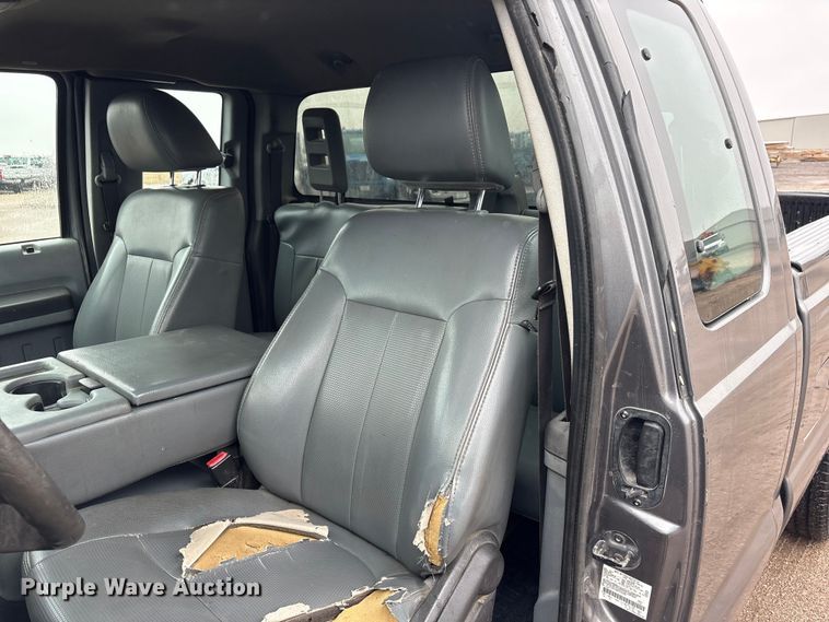 image for item FG2840 2011 Ford F250 Super Duty Ext. Cab pickup truck