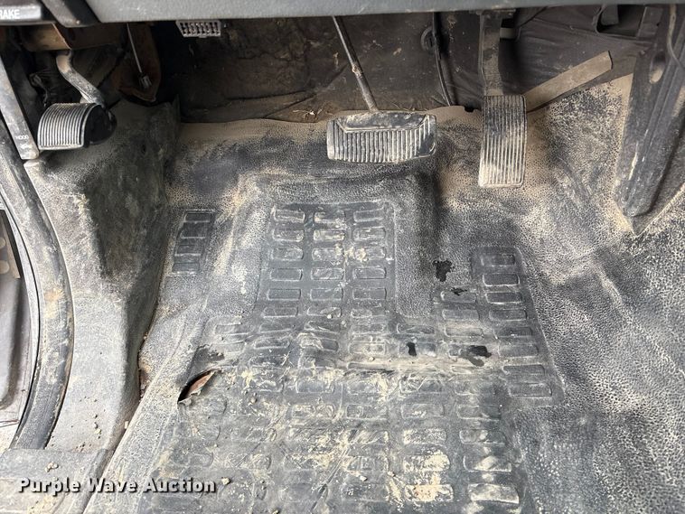 image for item FG2840 2011 Ford F250 Super Duty Ext. Cab pickup truck