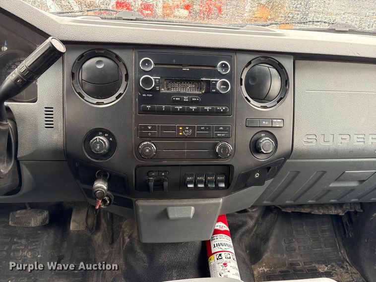 image for item FG2840 2011 Ford F250 Super Duty Ext. Cab pickup truck