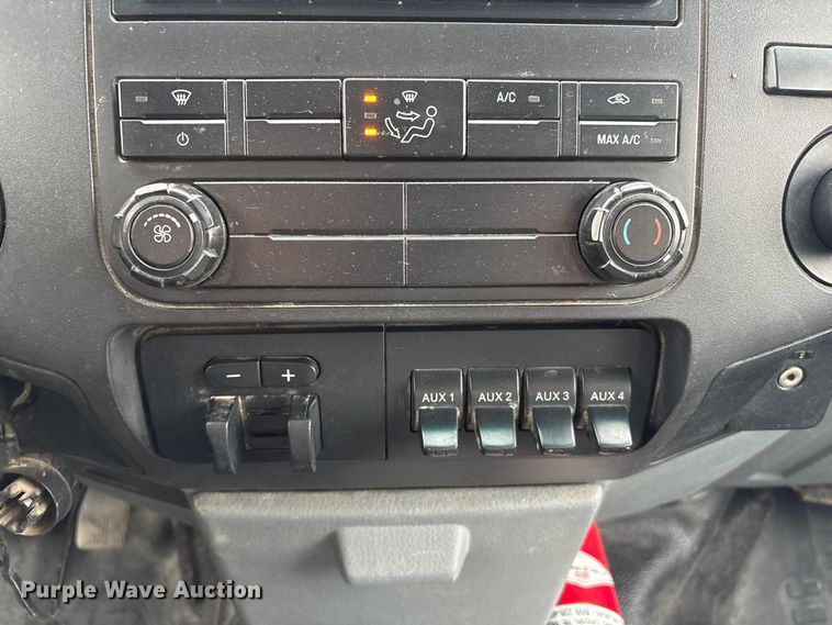 image for item FG2840 2011 Ford F250 Super Duty Ext. Cab pickup truck