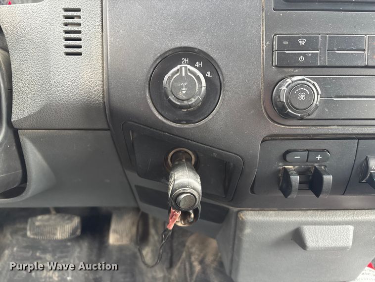 image for item FG2840 2011 Ford F250 Super Duty Ext. Cab pickup truck