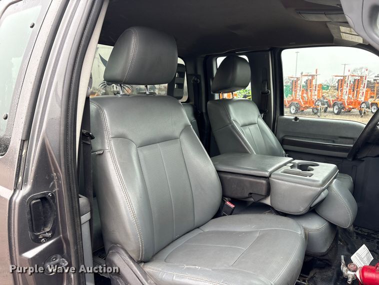 image for item FG2840 2011 Ford F250 Super Duty Ext. Cab pickup truck