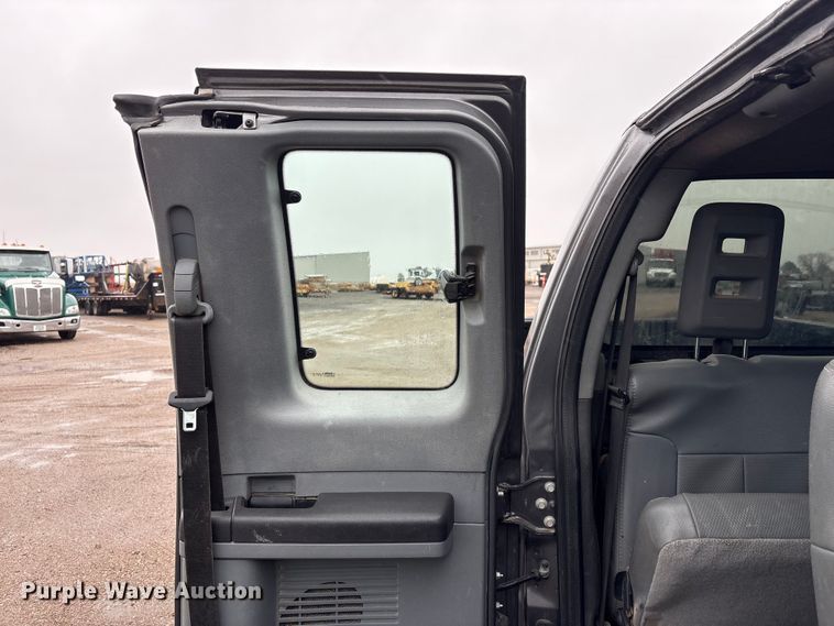 image for item FG2840 2011 Ford F250 Super Duty Ext. Cab pickup truck