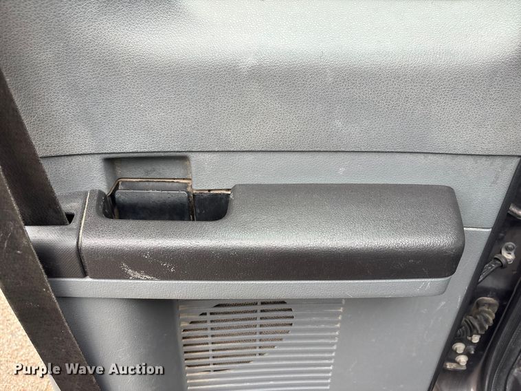 image for item FG2840 2011 Ford F250 Super Duty Ext. Cab pickup truck