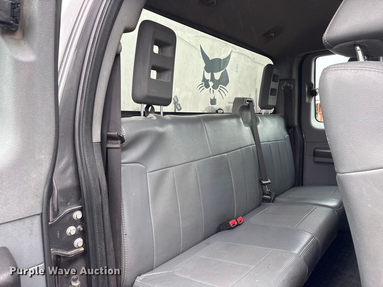 image for item FG2840 2011 Ford F250 Super Duty Ext. Cab pickup truck