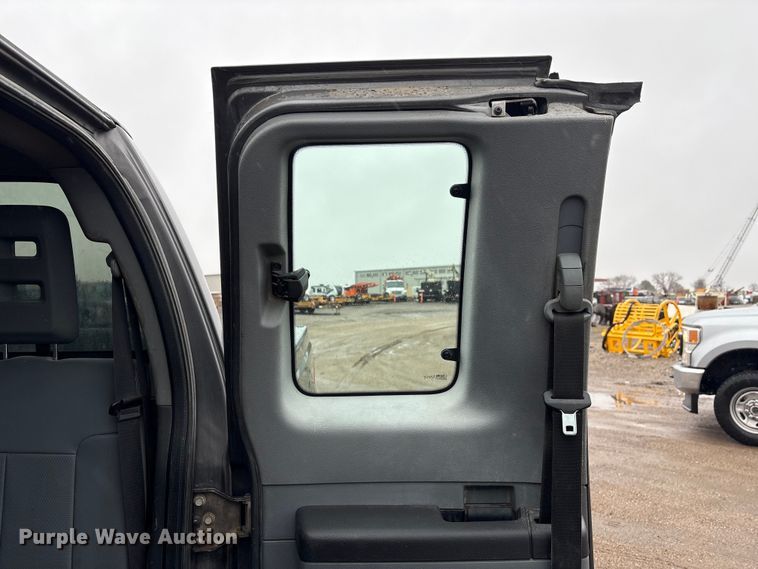 image for item FG2840 2011 Ford F250 Super Duty Ext. Cab pickup truck