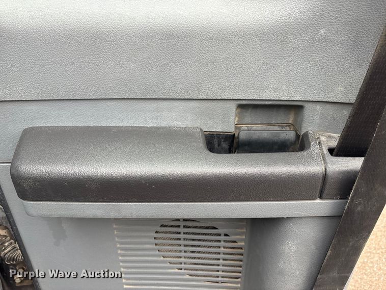 image for item FG2840 2011 Ford F250 Super Duty Ext. Cab pickup truck