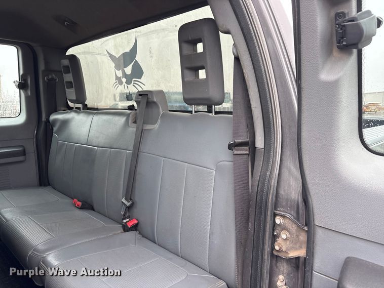 image for item FG2840 2011 Ford F250 Super Duty Ext. Cab pickup truck