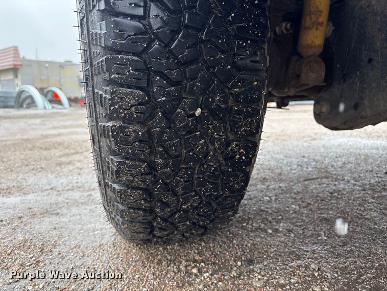 image for item FG2840 2011 Ford F250 Super Duty Ext. Cab pickup truck