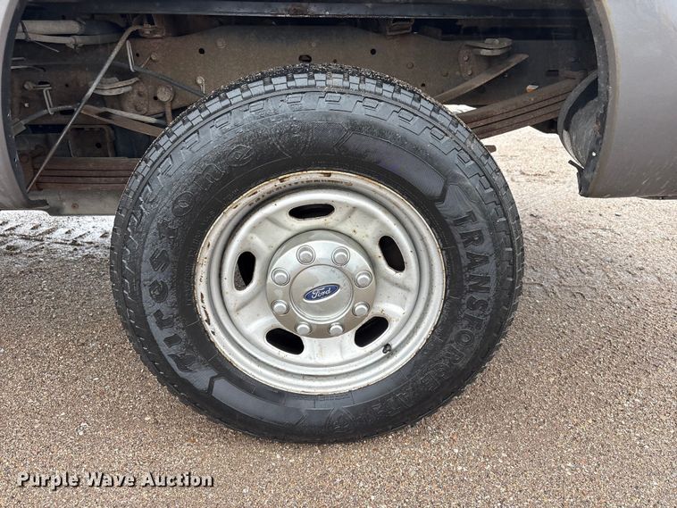 image for item FG2840 2011 Ford F250 Super Duty Ext. Cab pickup truck