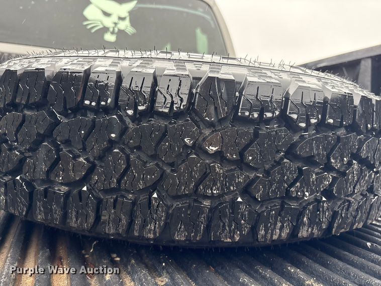 image for item FG2840 2011 Ford F250 Super Duty Ext. Cab pickup truck