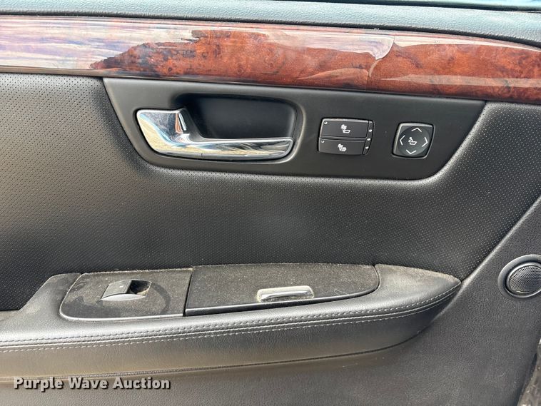 image for item FG2842 2006 Cadillac DTS 