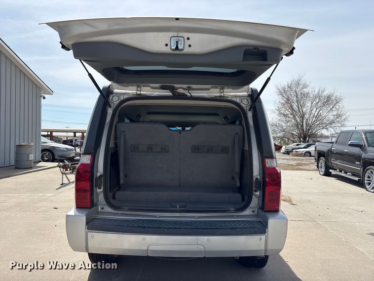 image for item FG2843 2006 Jeep Commander SUV