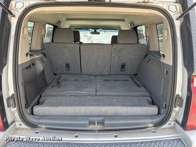 image for item FG2843 2006 Jeep Commander SUV