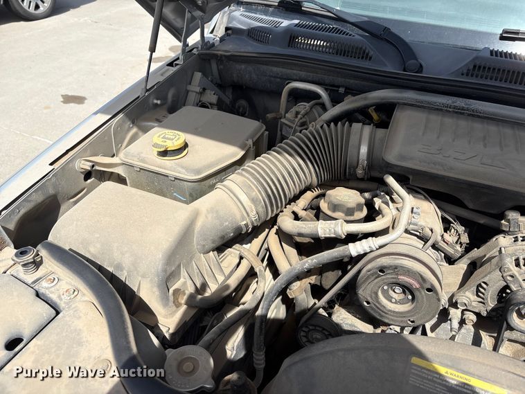 image for item FG2843 2006 Jeep Commander SUV